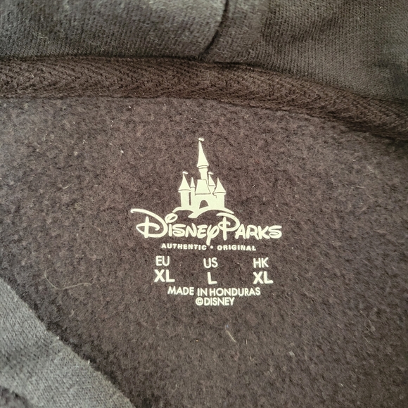 Minnie Mouse Hooded Sweatshirt! 🎀 - Picture 8 of 9